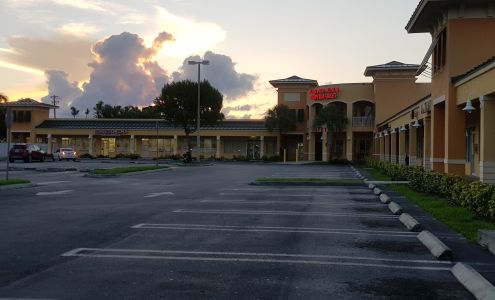 Mas Por Menos SuperMarket Cafeteria