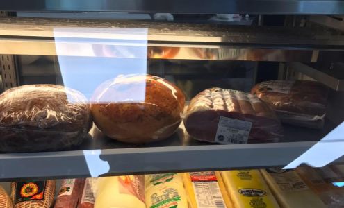 Dc Mini Mart & Deli Mount Rainier