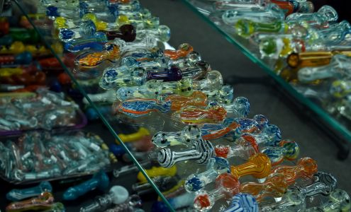 Fantasy World Ecig & Smoke Shop