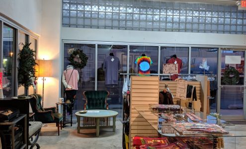 Friendly Market Dispensary on Porter