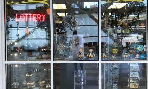 Travel Mart Express: Gifts & Souvenirs