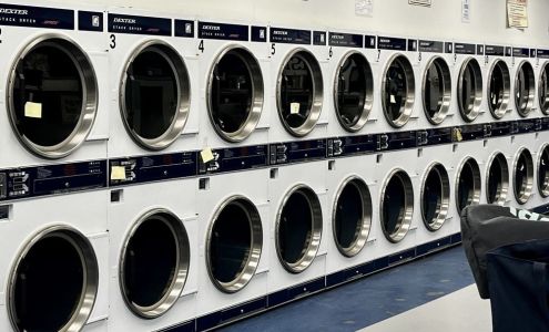 Super Wash Laundromat