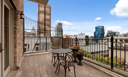 The Historic Blue Moon Hotel