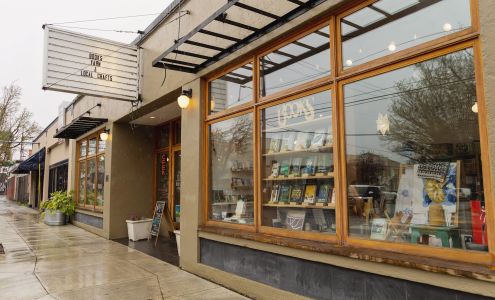 Two Rivers Bookstore