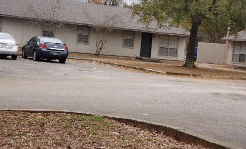 Peppertree Apartments