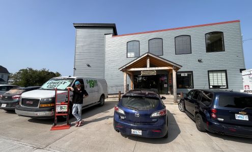 U-Haul Neighborhood Dealer