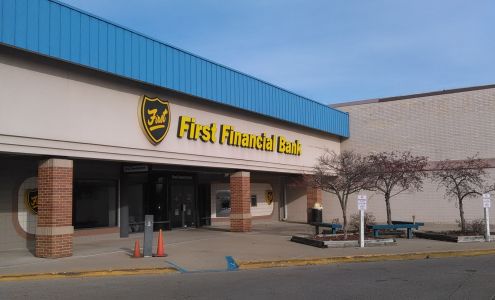 Plaza North Shopping Center