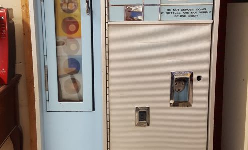 IUP General Feed Store