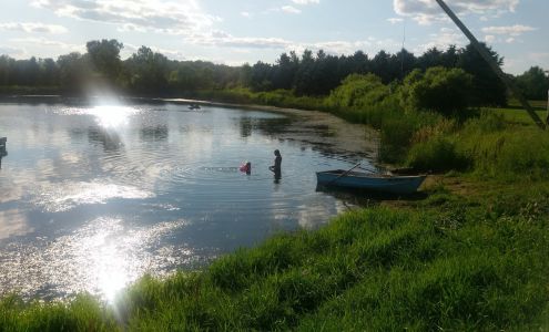 Cairn-Dale Farm Pet Resort: Boarding Kennel, Training, and Grooming Salon Lennon