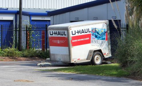 U-Haul Neighborhood Dealer