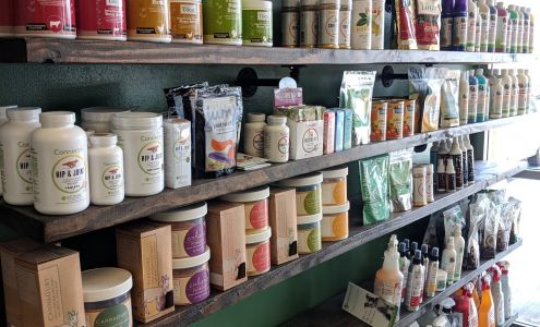 Pawsh Wash Pet Grooming & Supplies