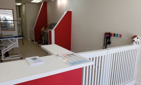 HAPPY TAILS DOG GROOMING 2720 E Plaza Blvd suite x, National City California 91950