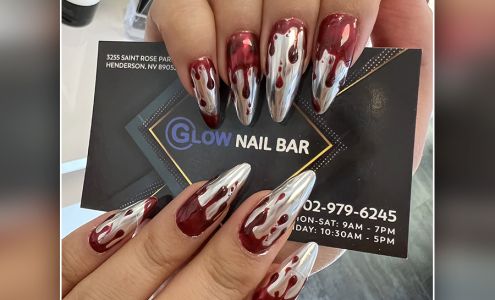 Glow Nail Bar
