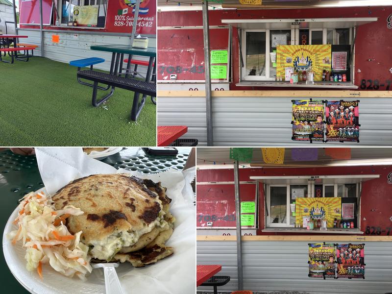 Clarita’s Pupuseria