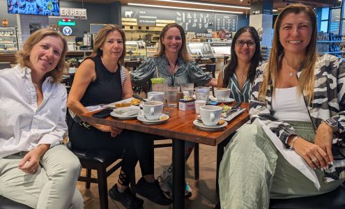 Graziano's Mercado Aventura