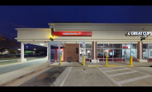 Bank of America (with Drive-thru ATM)