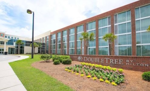 DoubleTree by Hilton Hotel & Suites Charleston Airport