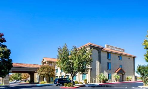 Comfort Inn & Suites Lancaster Antelope Valley