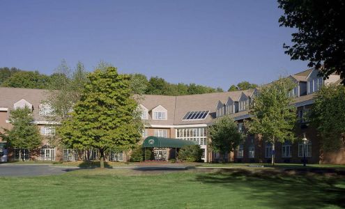 Avon Old Farms Hotel