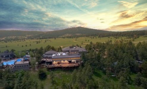 Mount Vernon Canyon Club