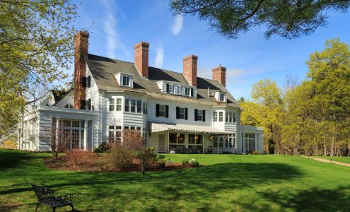 Four Chimneys Inn & Restaurant