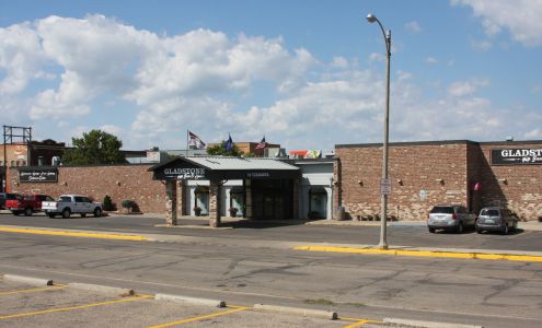 Gladstone Inn & Suites