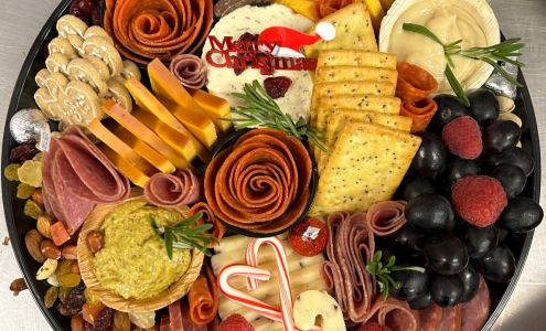 Carr’s Hometown Market & Deli