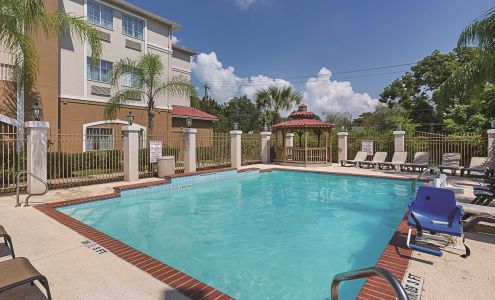 La Quinta Inn & Suites by Wyndham Houston NASA Seabrook