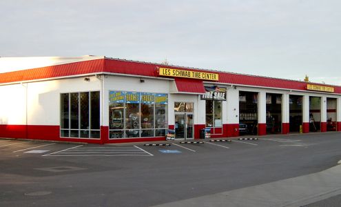 Les Schwab Tire Center