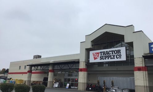 Tractor Supply Arlington