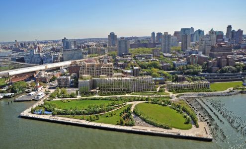 1 Hotel Brooklyn Bridge