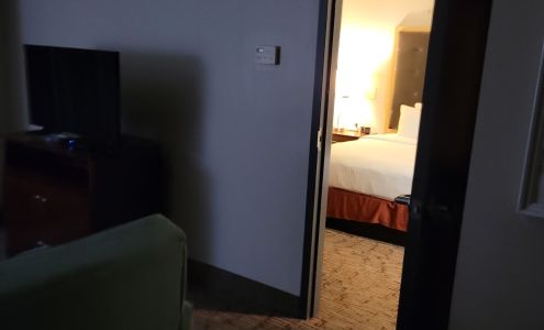 Central Highlands Apartment Homes