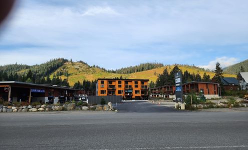 Chevron Snoqualmie Pass