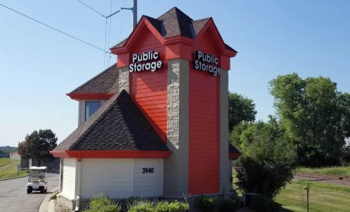 Public Storage