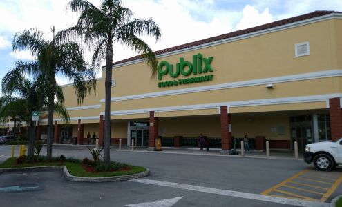 Publix Pharmacy at Doral Isle