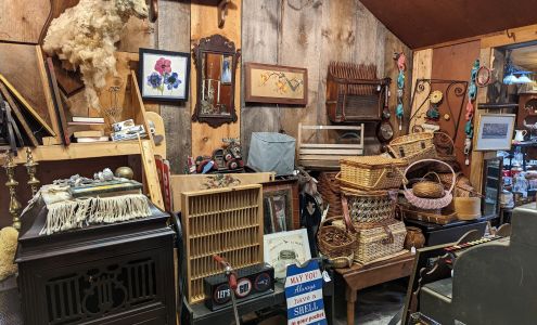 Stonehouse Antique Shop
