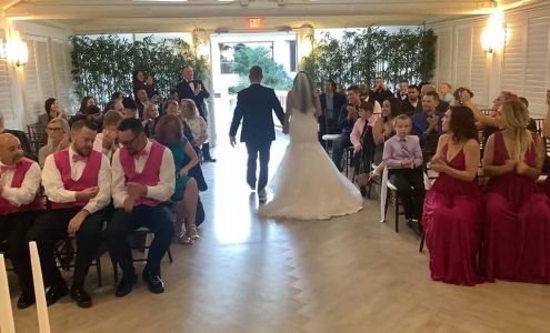 Ten Bridal - Wedding Dresses & Alterations