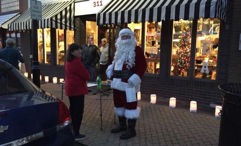 Diamond Antiques and Gifts