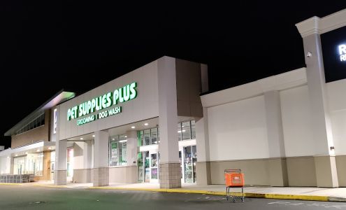 Pet Supplies Plus Chili