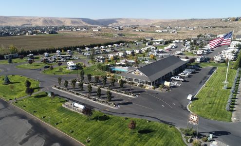 Columbia Sun RV Resort