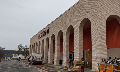 Circle Plaza Laundromat