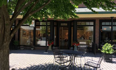 Betsy Jacaruso Studio & Art Gallery