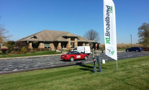 XL Broadband Grant Park