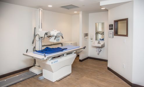 AFC Urgent Care Beverly