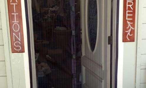 Abrakadabra Thrift Store Rough and Ready