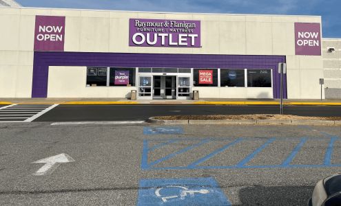 Raymour & Flanigan Furniture and Mattress Outlet Kingston
