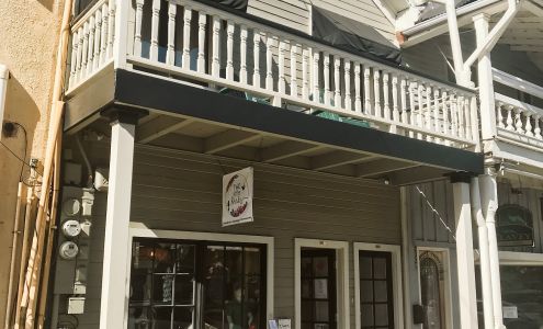 Two Little Birds Boutique