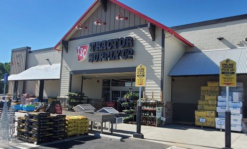 Tractor Supply Angels Camp