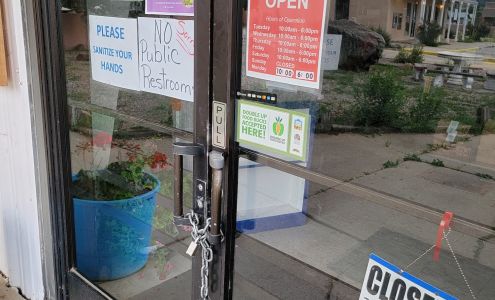 Los de Mora local growers cooperative Mora