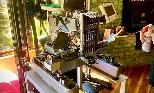 Hokema's Sewing and Vacuum Center